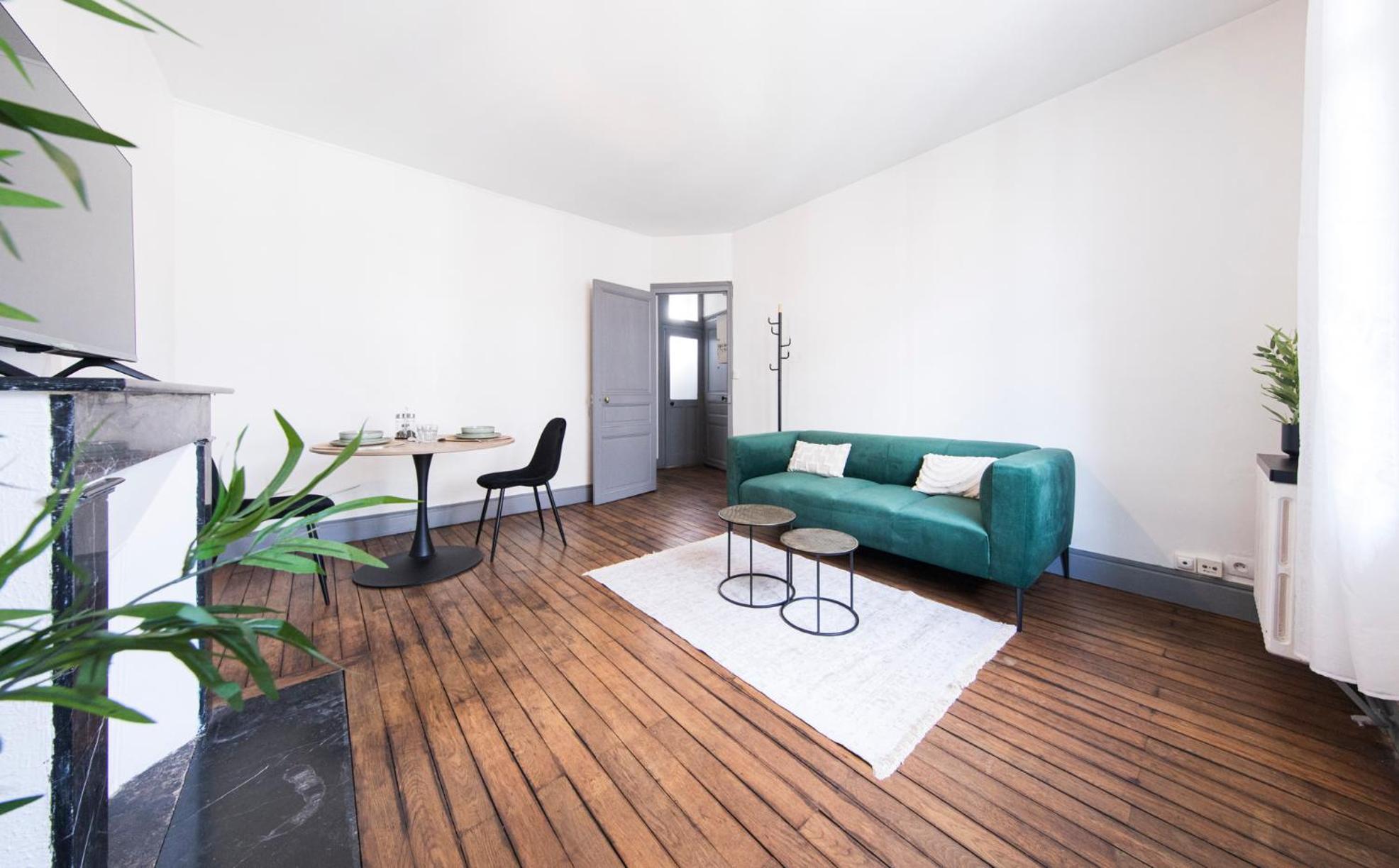 Appartement Avec Balcon A 250 M De La Gare, Hyper Centre تور المظهر الخارجي الصورة
